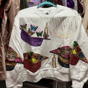 QUEEN OF SPARKLES Colorful Graduation Cap Sweatshirt